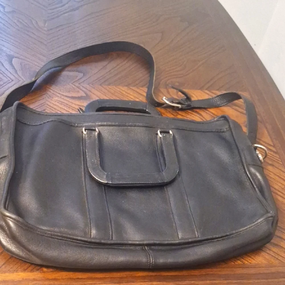 Black Leather Shoulder Bag